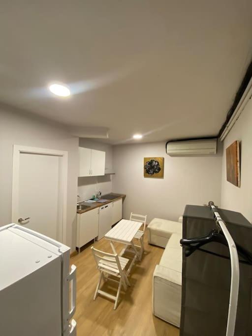 Duplex In Guindalera Lägenhet Madrid Exteriör bild